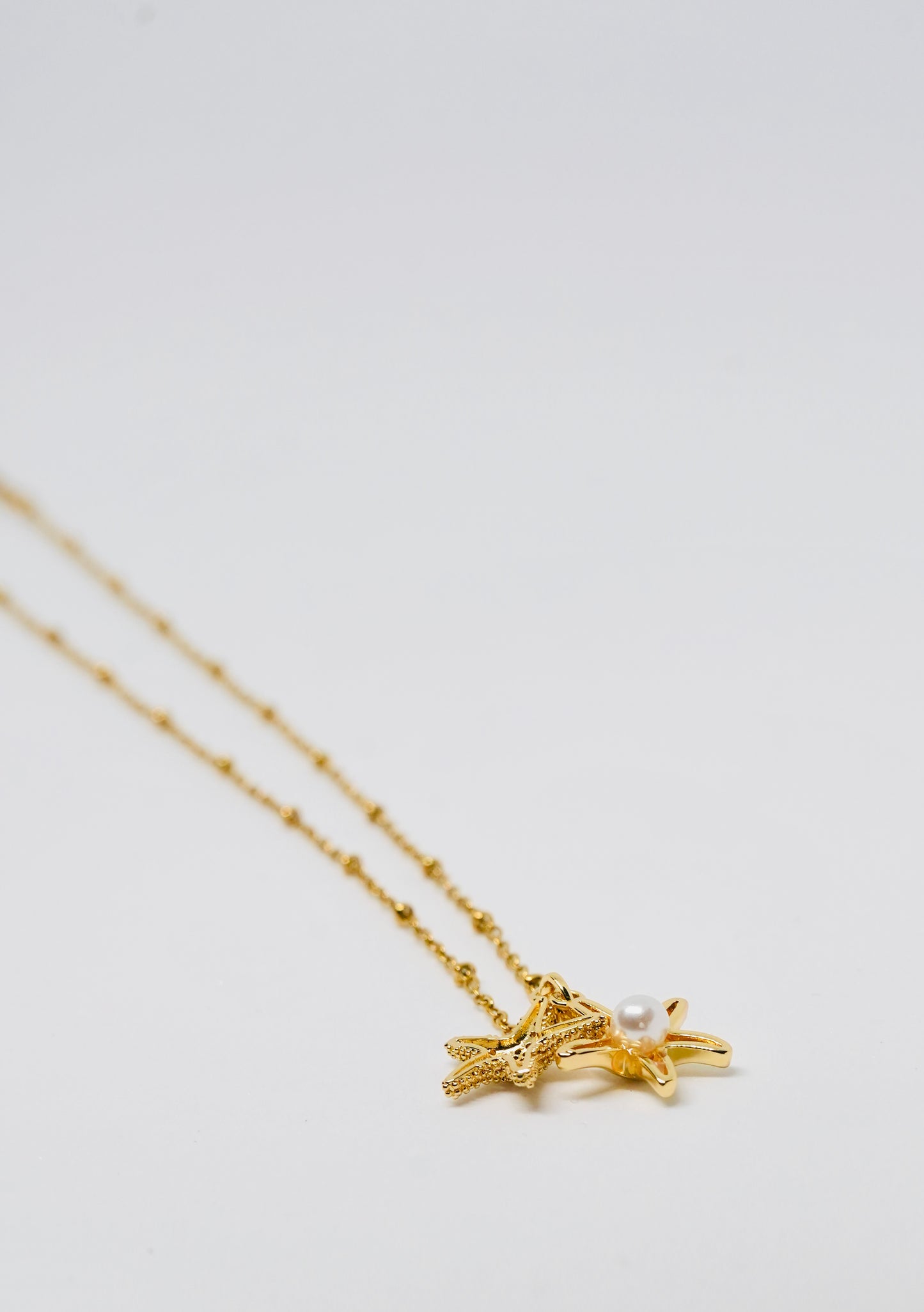 Beach Simple Style Beaded Starfish Shell Fish Tail Pendant Necklace